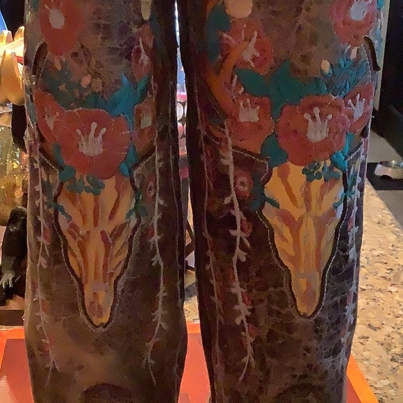 Corral A4374 Brown Deer Head Inlay Boot - Picture 4 of 6